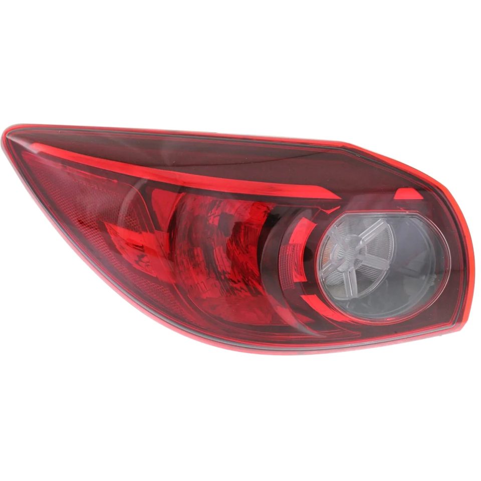 Versatile Tail Light for 2014-2016 Mazda 3 LH Outer Hatchback Japan Built Halogen Assy